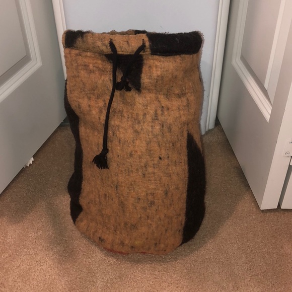 Brixton Poncho with carrying tote. - Picture 2 of 2